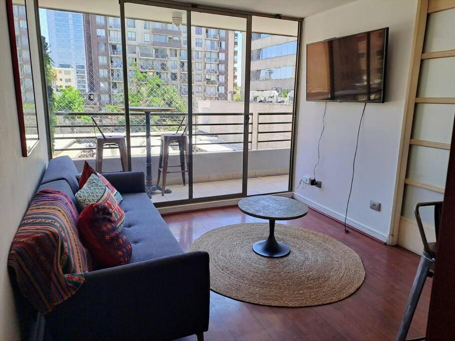 Apartamento Cercano A Costanera Center, Bonito, Central Y Comodo Departamento Para 2 Personas